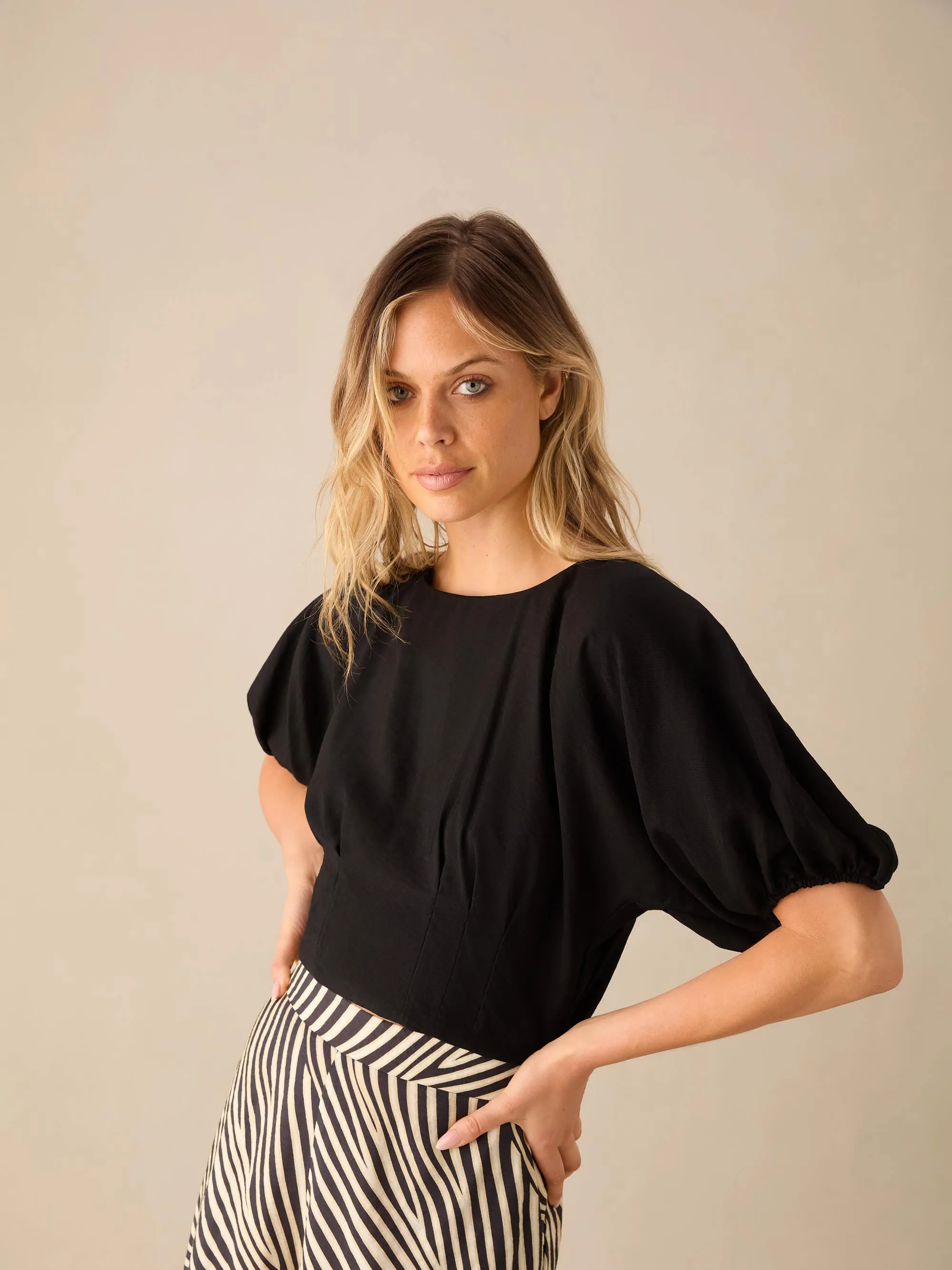 Black Blouson Short Sleeve Top