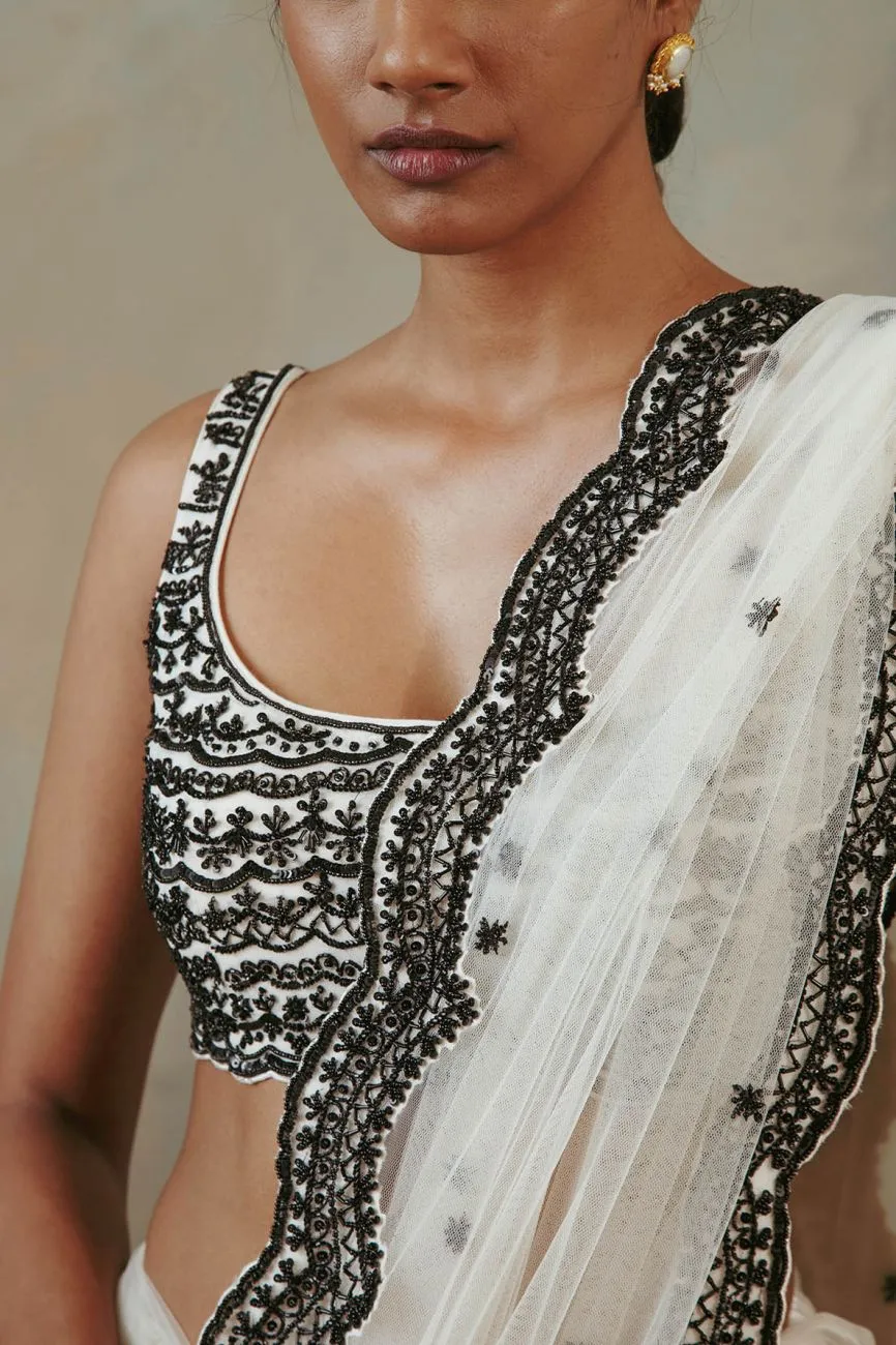 Ebony And Ivory Scalloped Saree