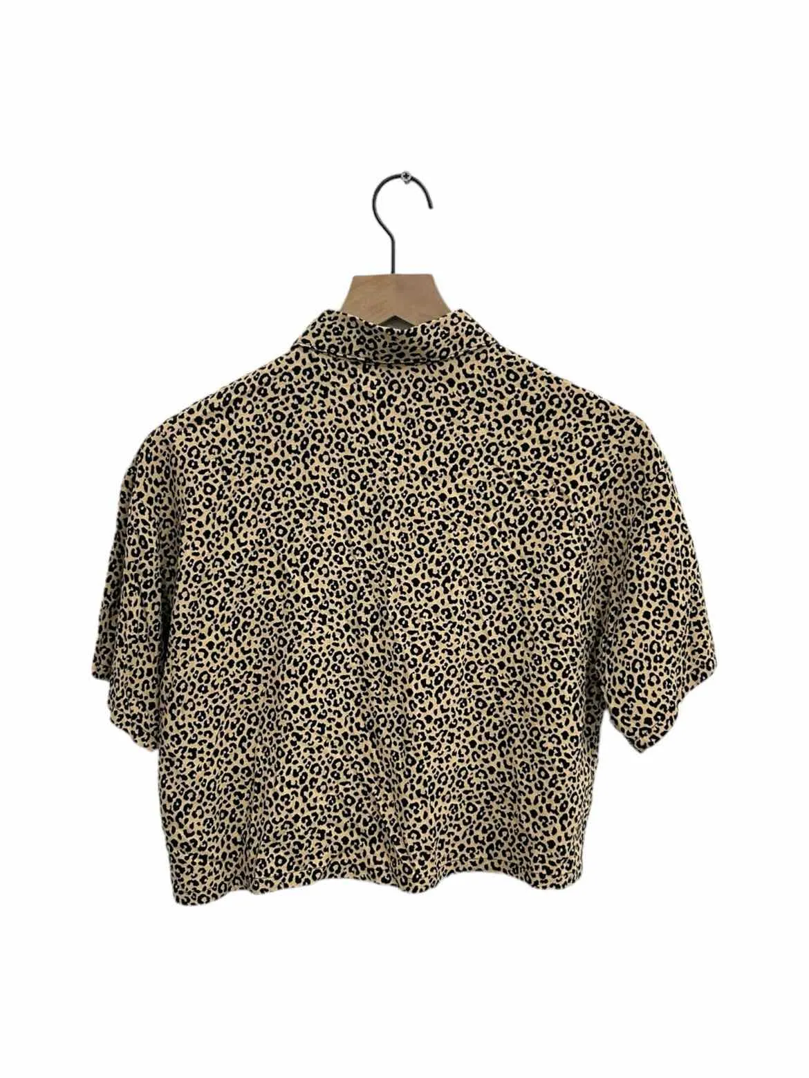 FOREVER 21 TAN/BLK Animal Print Women Size SJR Blouse